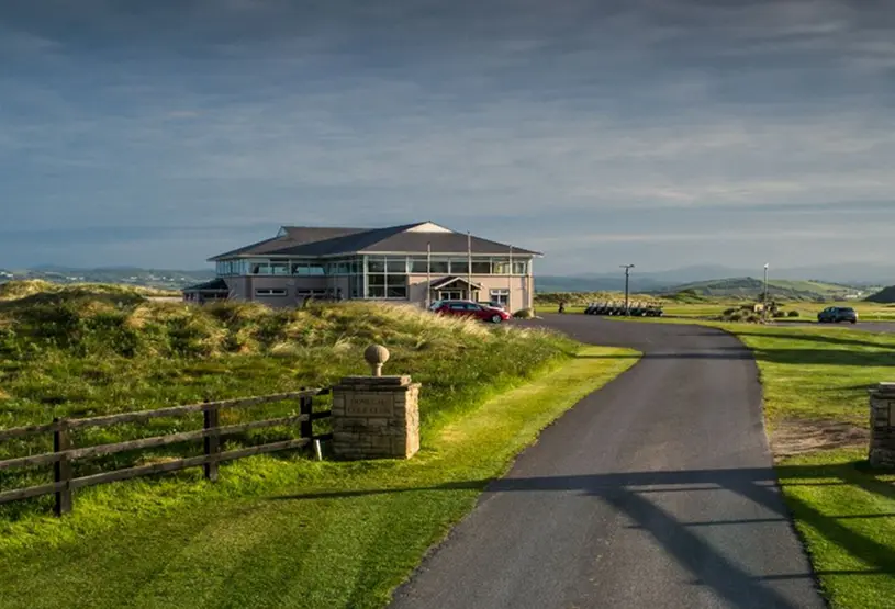Clubhouse-img
